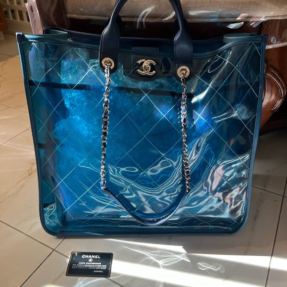 AUTHENTHIC CHANEL COCO SPLASH SHOPPER TOTE QUILTED PVC - Picture 1 of 13